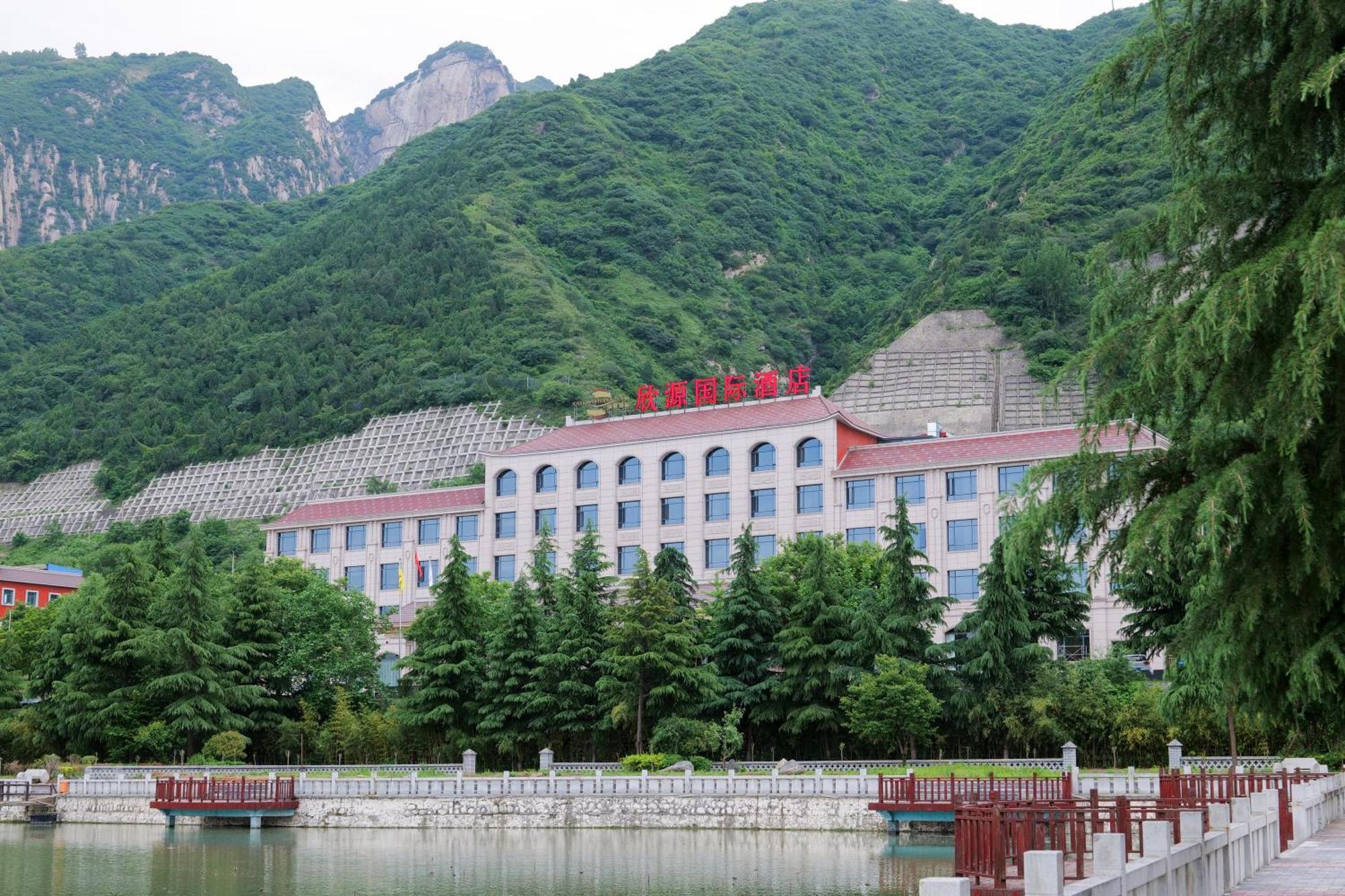 Huashan Xinghe International Hotel Huayin Екстер'єр фото